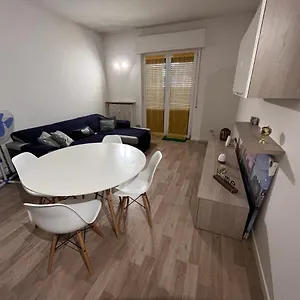 https://appartamento-centrale.it-lombardy.com